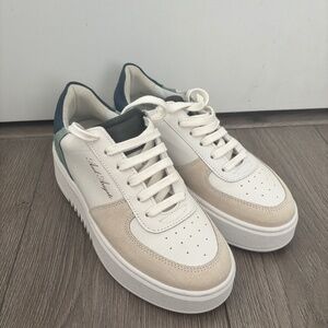 Axel Arigato Sneakers